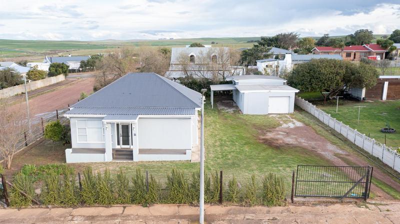 5 Bedroom Property for Sale in Riviersonderend Western Cape